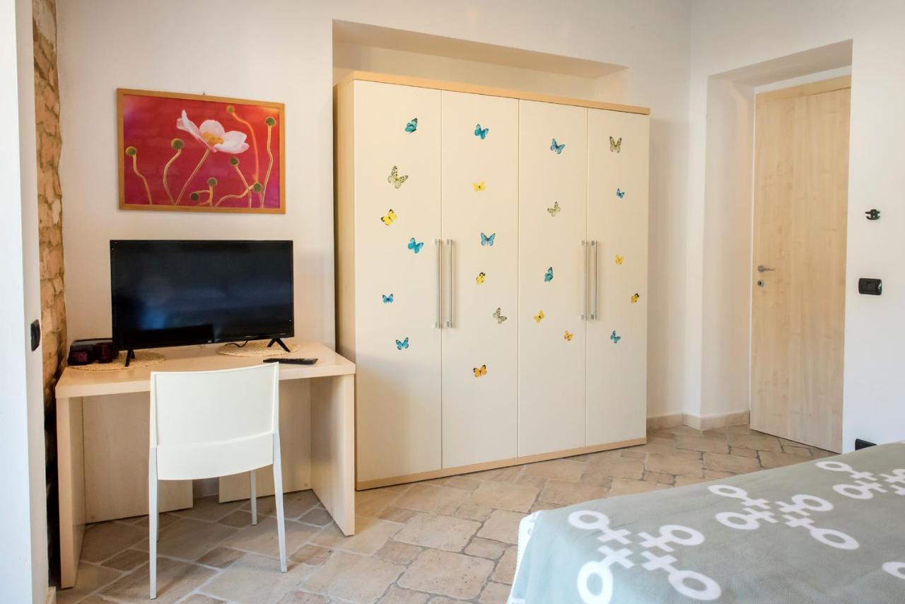 A07 - Poggio, Delizioso Bilocale Con Portico Apartment Poggio  ภายนอก รูปภาพ